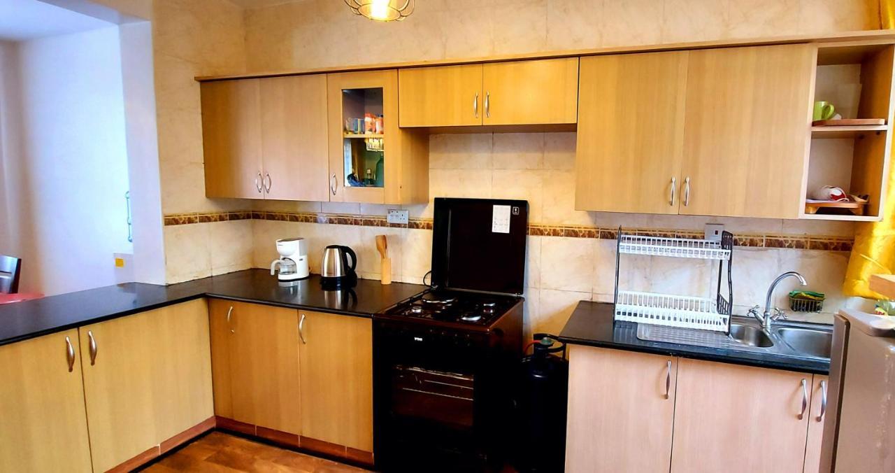 Little Green Room Homestay Near Jkia Airport & Sgr Railway Station نيروبي المظهر الخارجي الصورة